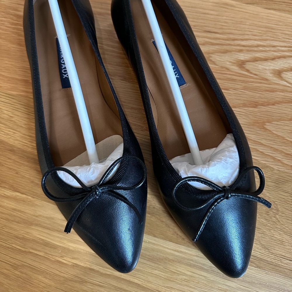 Like New Margaux the Pointe Black sz 38